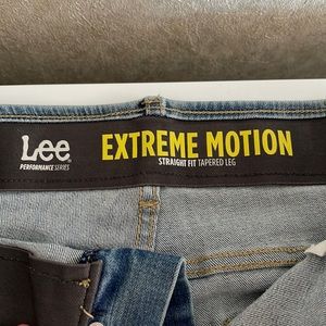 Lee Jeans, Extreme Motion Straight Fit Tapered Leg